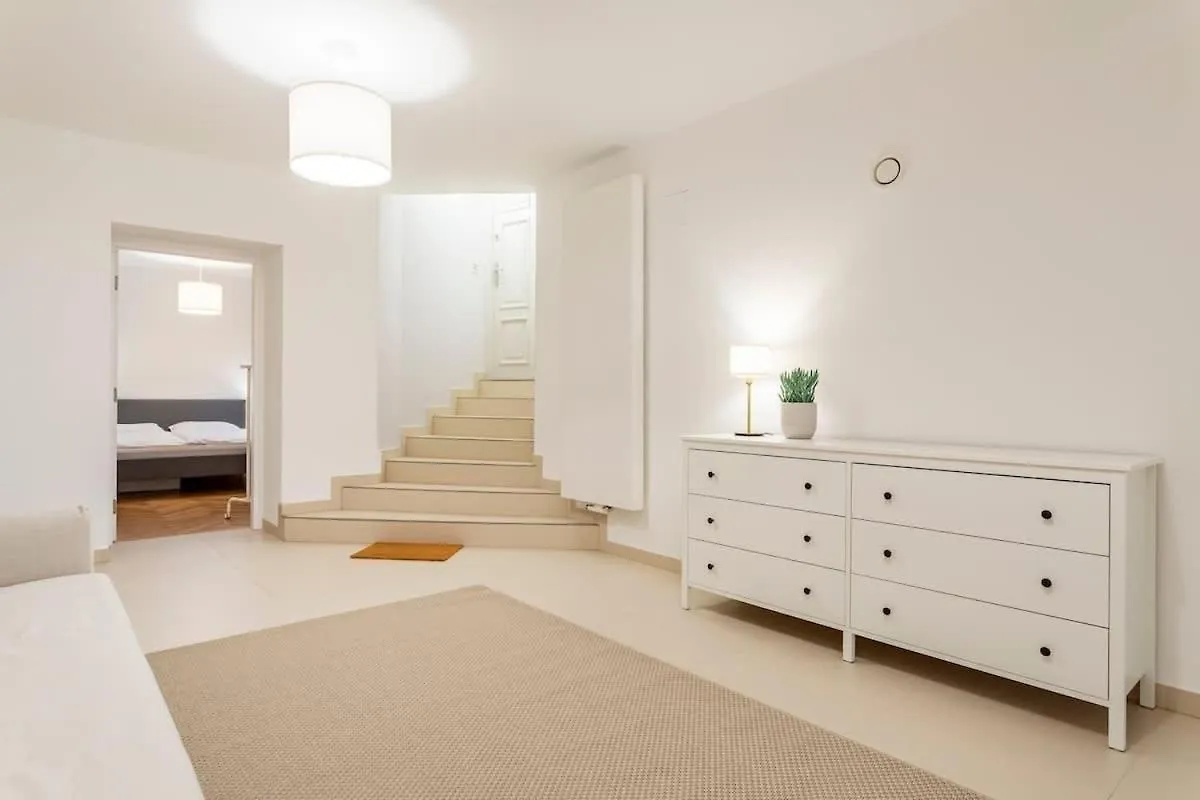 Berlin Mitte I 2 Doule Beds I Fast Wifi Apartment 0*,  Germany